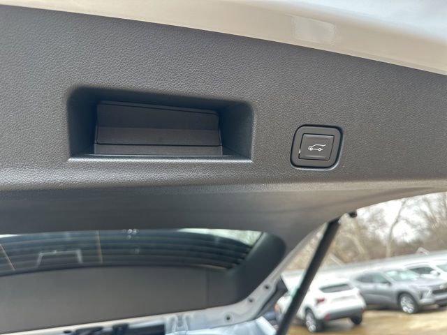 New 2026 Chevrolet Traverse RS image 14