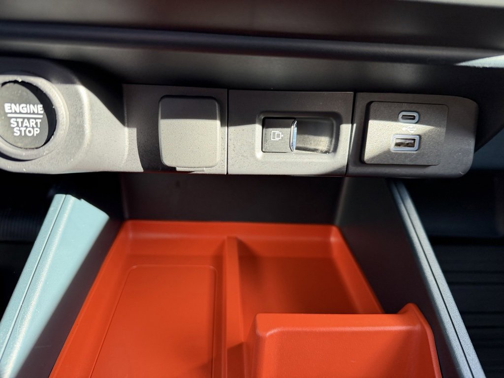 Used 2024 Ford Maverick Tremor w/ Tremor Off-Road Package image 30