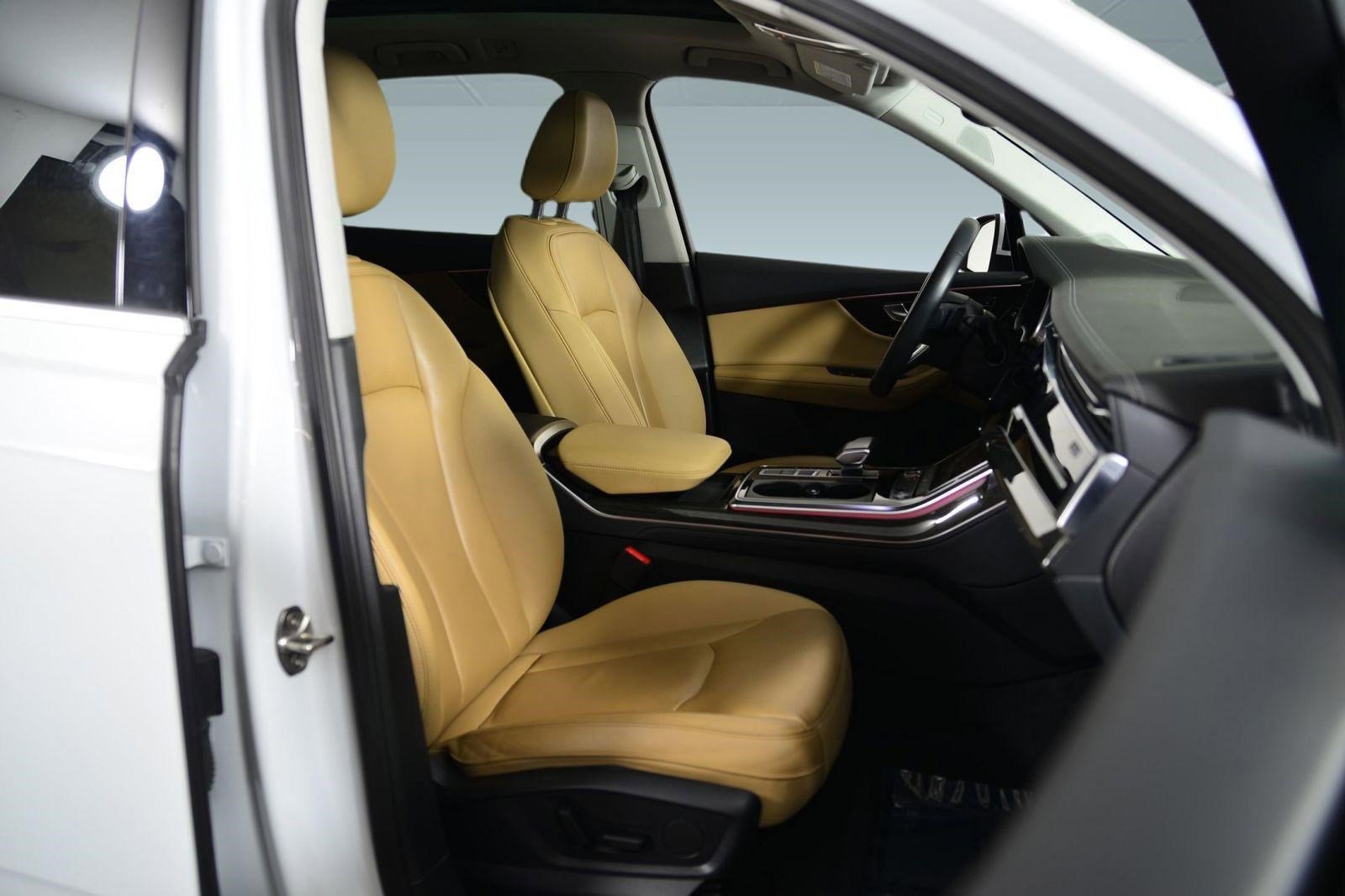 Used 2024 Audi Q7 3.0T Premium Plus image 16