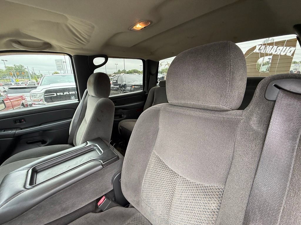 Used 2006 Chevrolet Silverado 2500 LT w/ Skid Plate Package AWD/4WD image 14