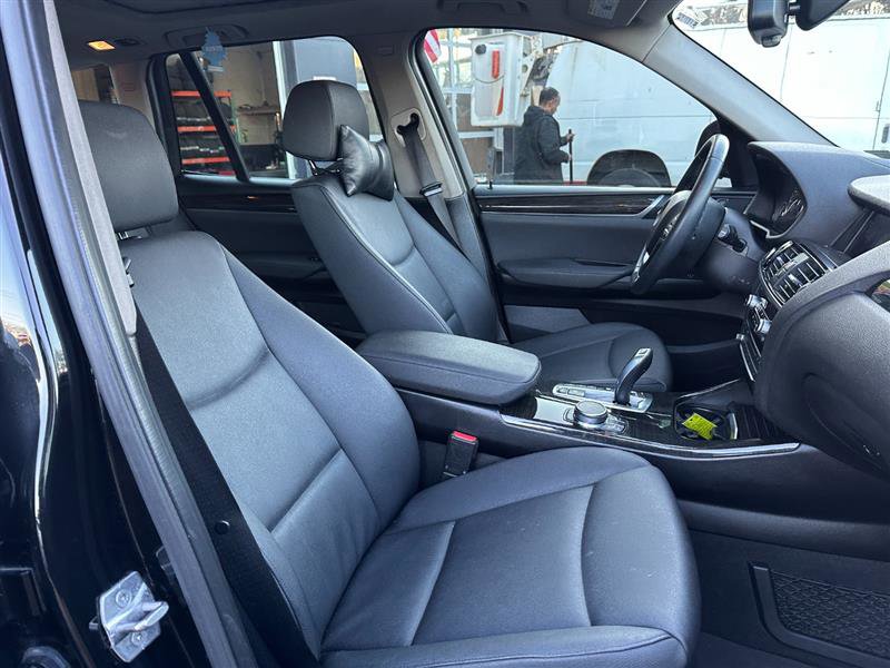 Used 2017 BMW X3 xDrive28i image 16