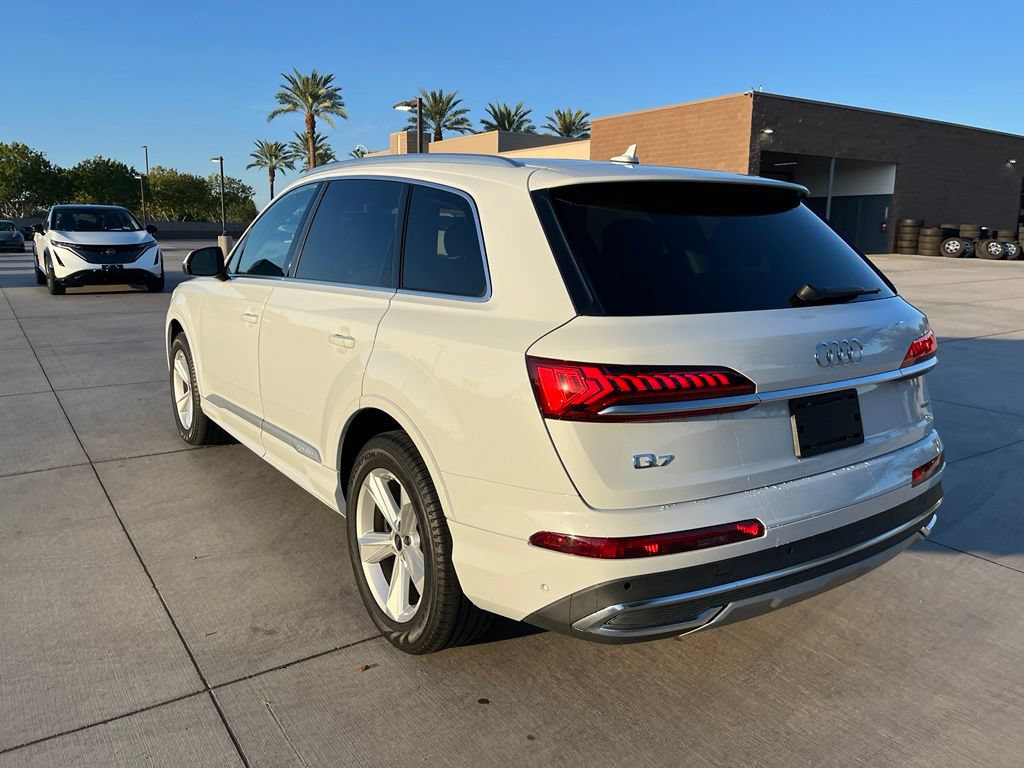 Used 2023 Audi Q7 2.0T Premium w/ Convenience Package AWD/4WD image 10