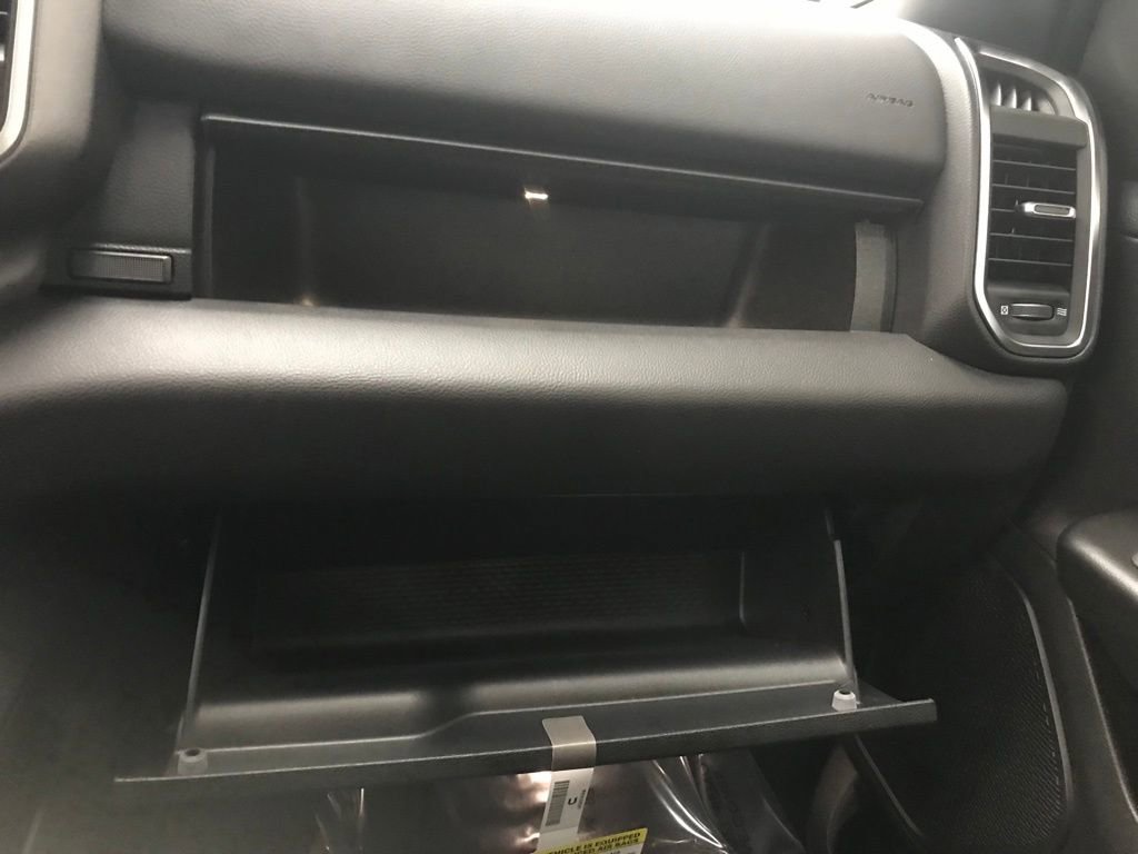 New 2026 RAM 1500 4x4 Crew Cab image 32