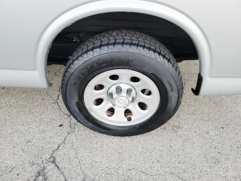 Used 2014 Chevrolet Express 1500 RWD image 26
