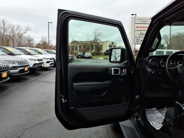 Certified 2023 Jeep Wrangler Altitude image 22