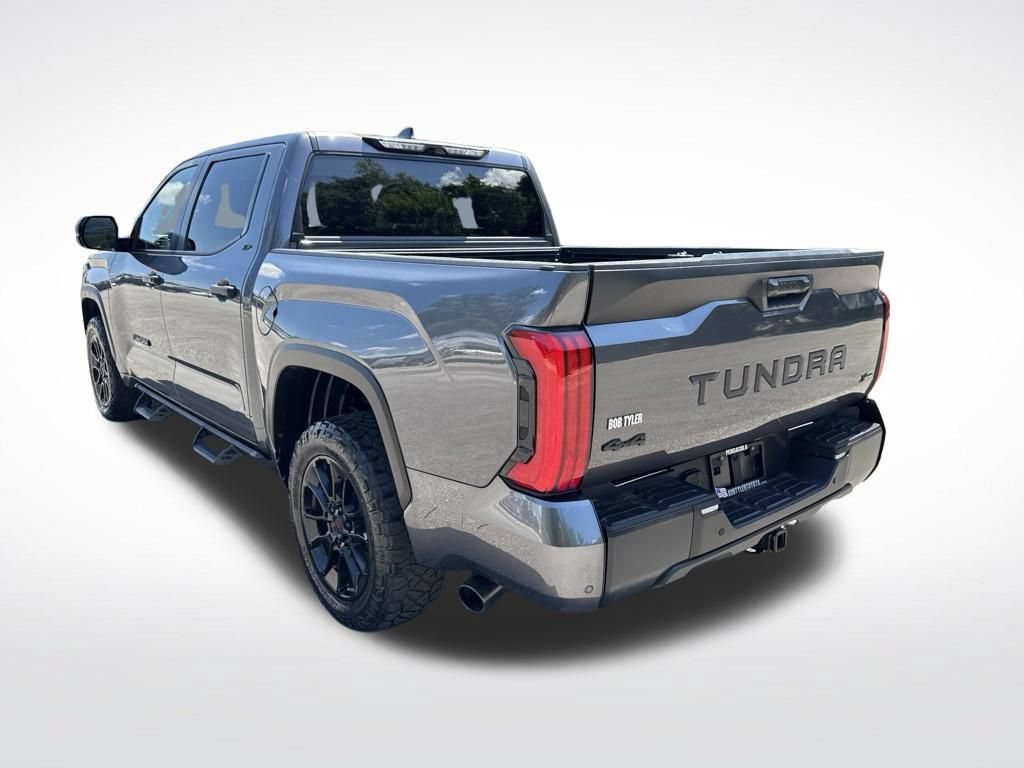 Used 2024 Toyota Tundra SR5 w/ SR5 Convenience Package AWD/4WD image 7