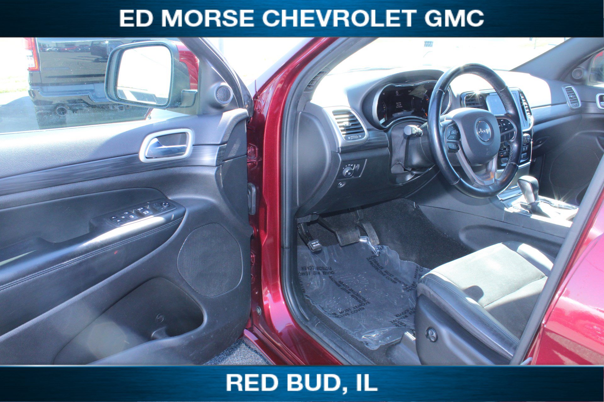 Used 2021 Jeep Grand Cherokee Laredo X AWD/4WD image 6