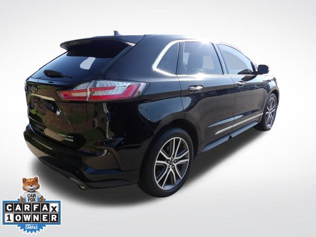 Used 2019 Ford Edge Titanium w/ Equipment Group 301A FWD image 16