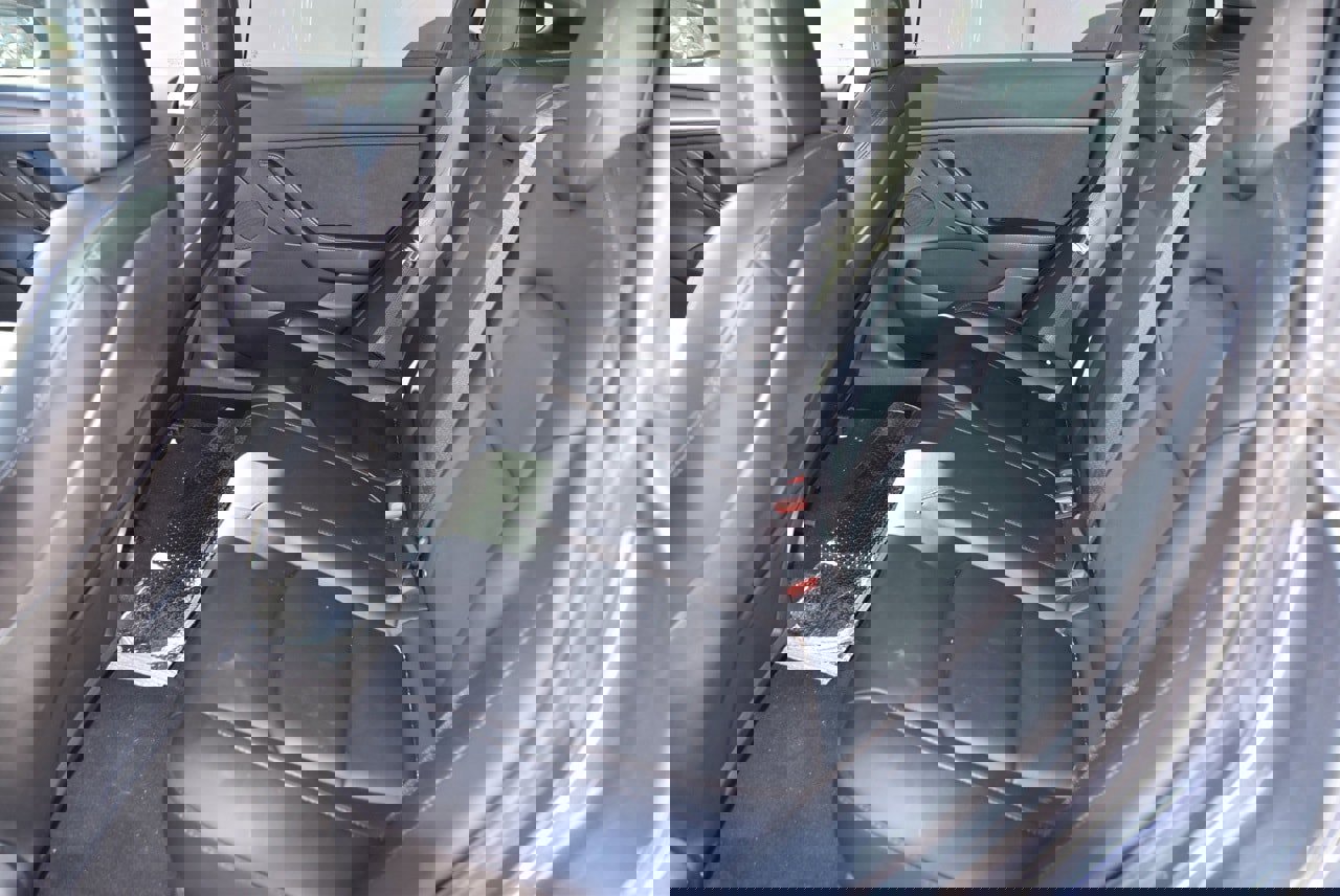 Used 2021 Tesla Model 3 Standard Range Plus image 10