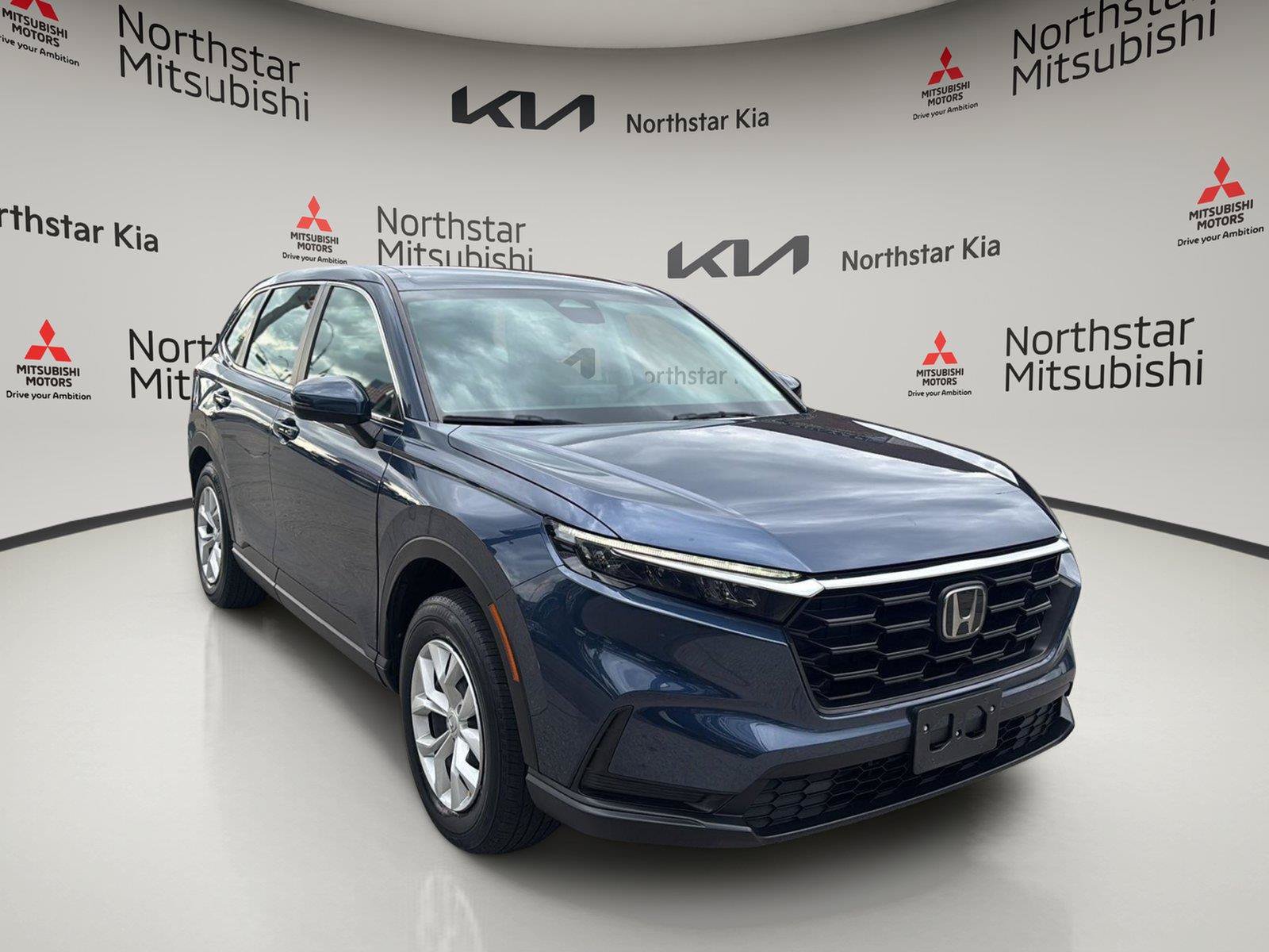 Used 2024 Honda CR-V LX image 13