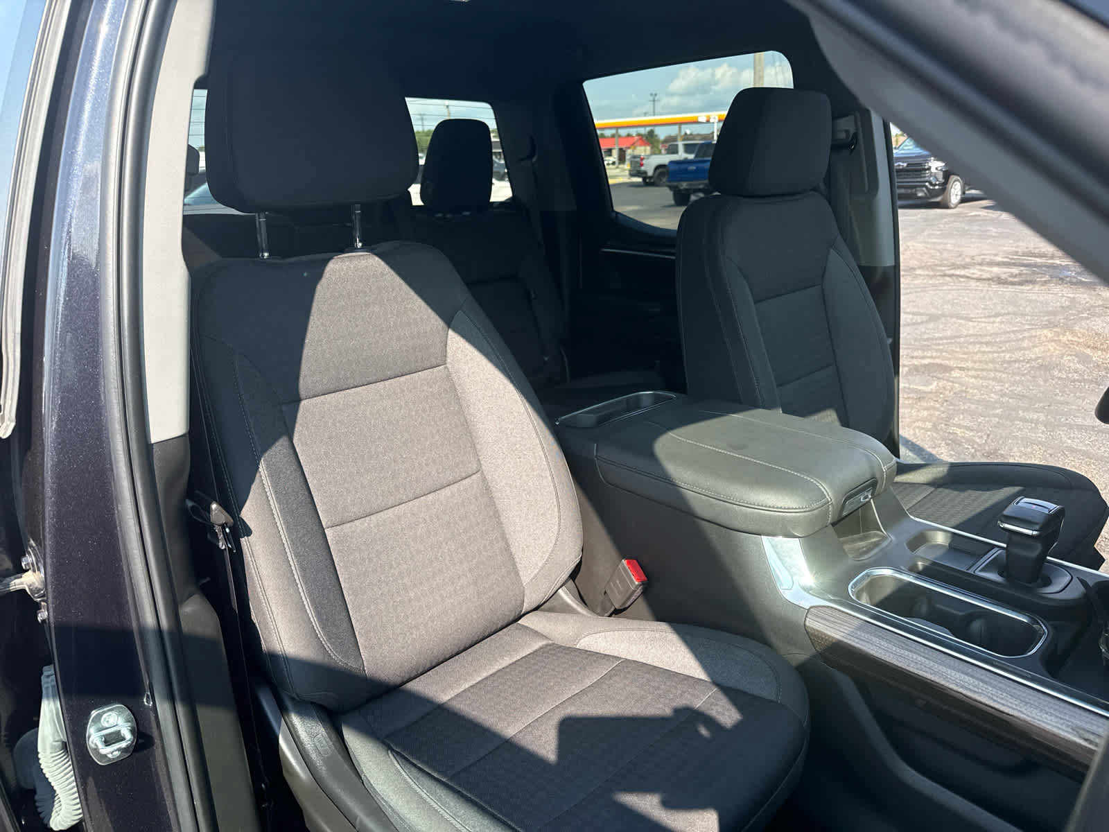 Certified 2023 Chevrolet Silverado 1500 LT AWD/4WD image 26