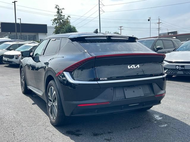 Certified 2024 Kia EV6 Light AWD/4WD image 11