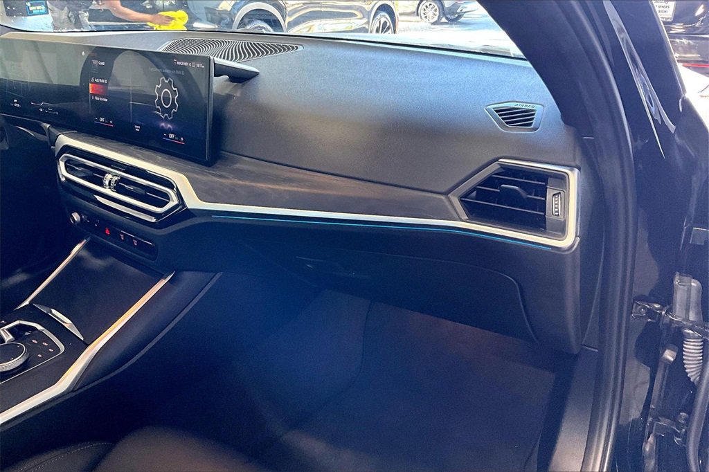 Used 2024 BMW 330e xDrive image 25