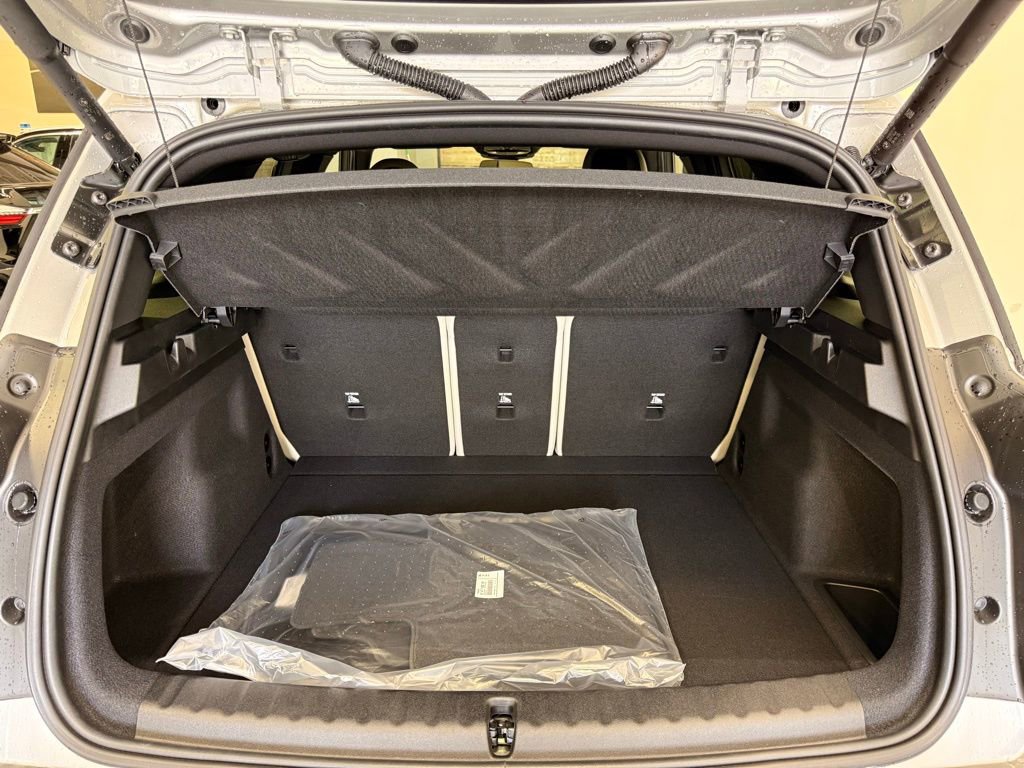 Certified 2025 MINI Cooper Countryman S w/ Comfort Package Max image 23