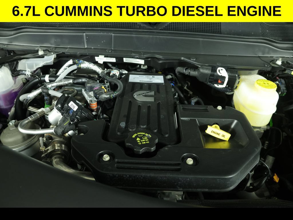 New 2026 RAM 2500 Laramie AWD/4WD image 7