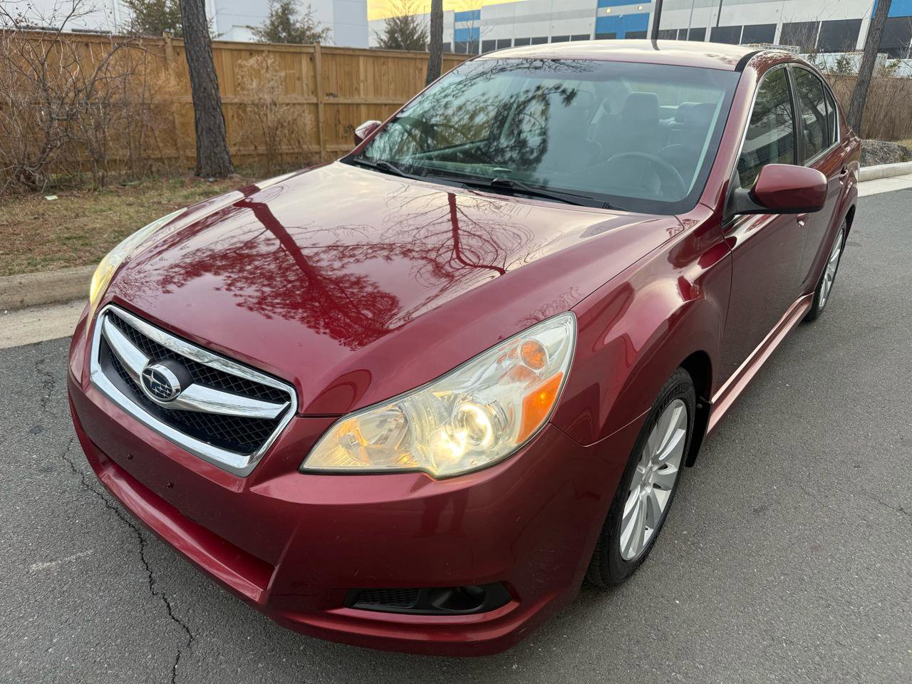 Used 2010 Subaru Legacy 3.6R Limited w/ Appearance Package 1F image 2