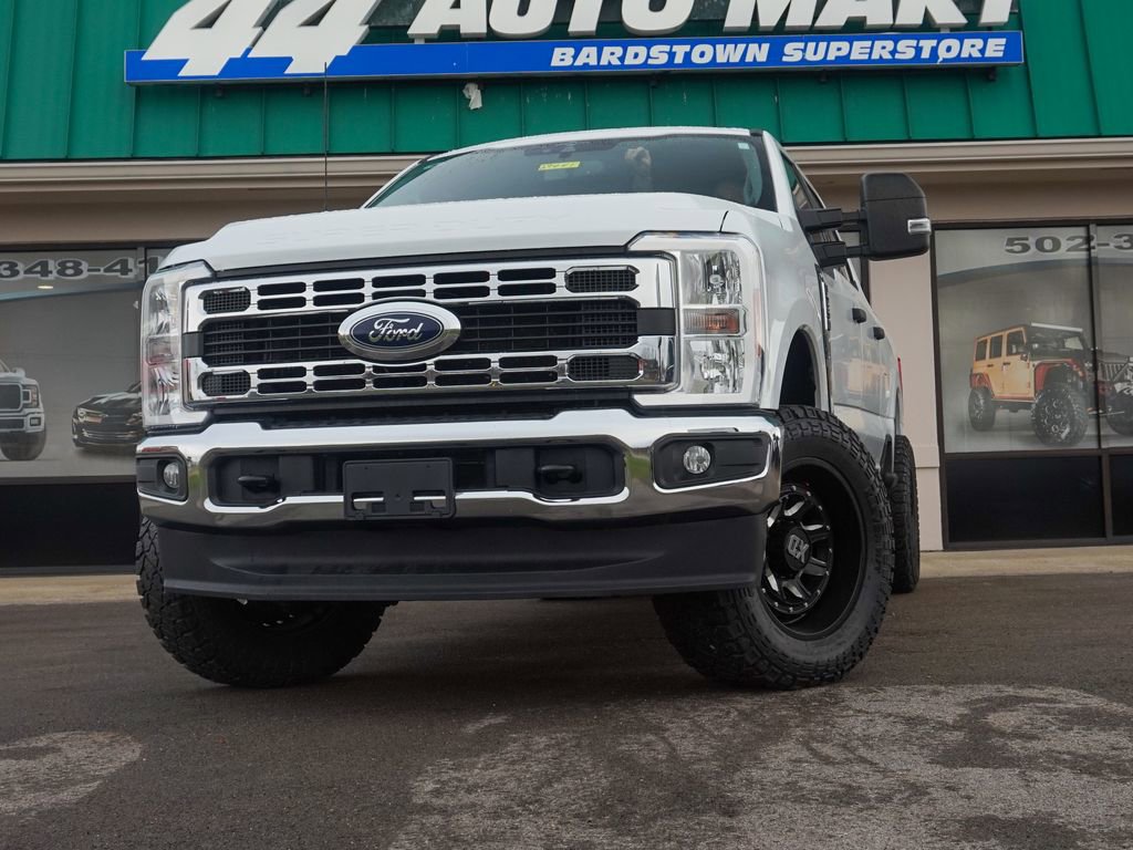 Used 2023 Ford F250 XLT w/ FX4 Off-Road Package image 6