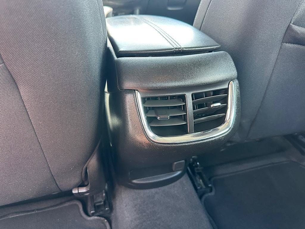 Used 2024 Chevrolet Malibu LT FWD image 18