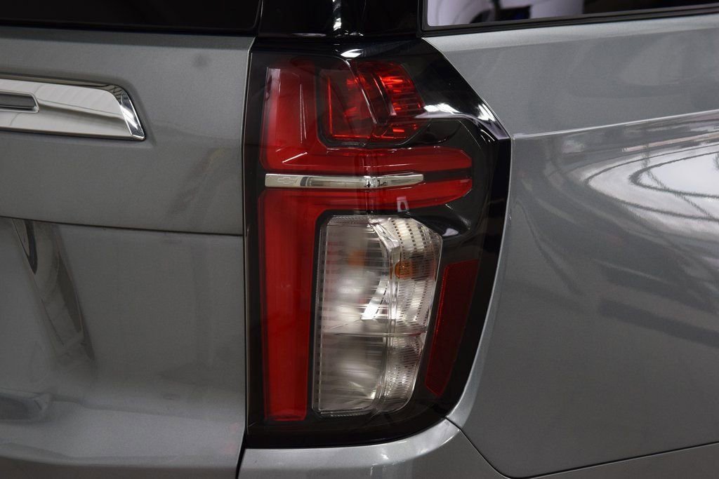 Used 2023 Chevrolet Tahoe Premier image 16