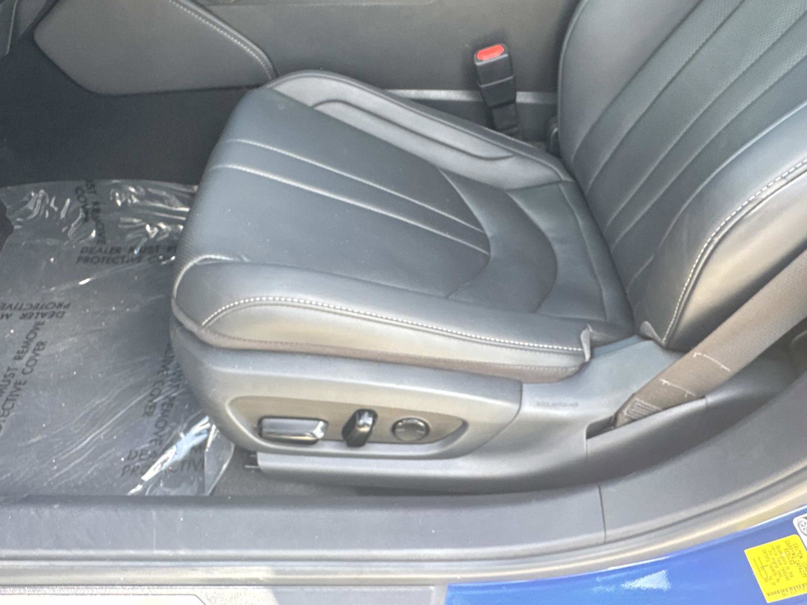 Used 2023 Lexus ES 350 F Sport w/ Accessory Package (Z2) image 17