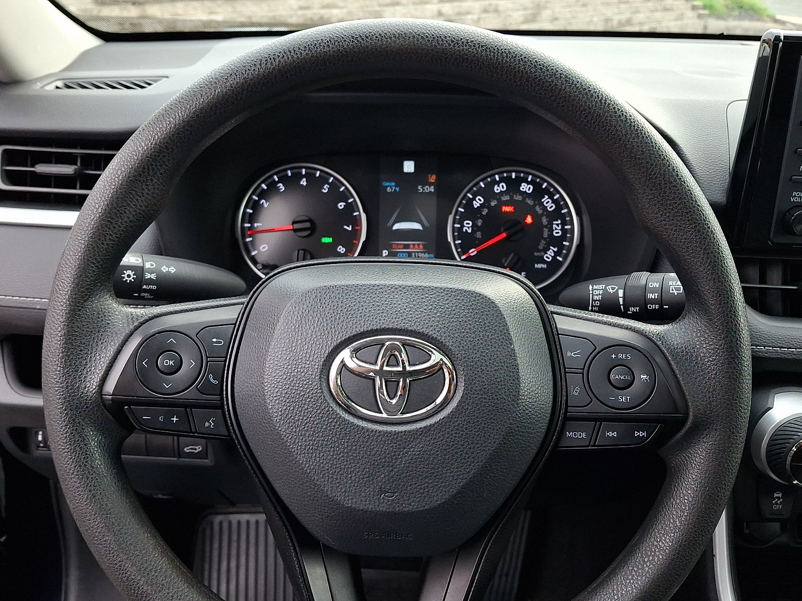 Used 2022 Toyota RAV4 XLE w/ Convenience Package AWD/4WD image 21