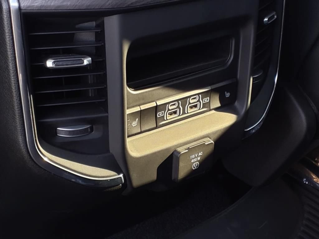 New 2025 RAM 1500 Laramie w/ Sport Appearance Package AWD/4WD image 20