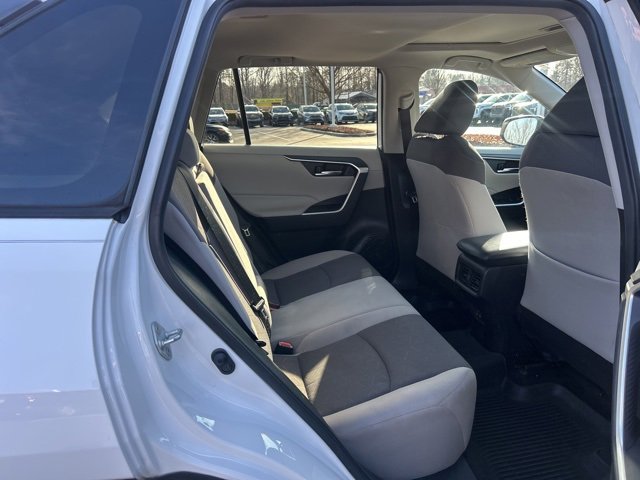Used 2020 Toyota RAV4 XLE image 16