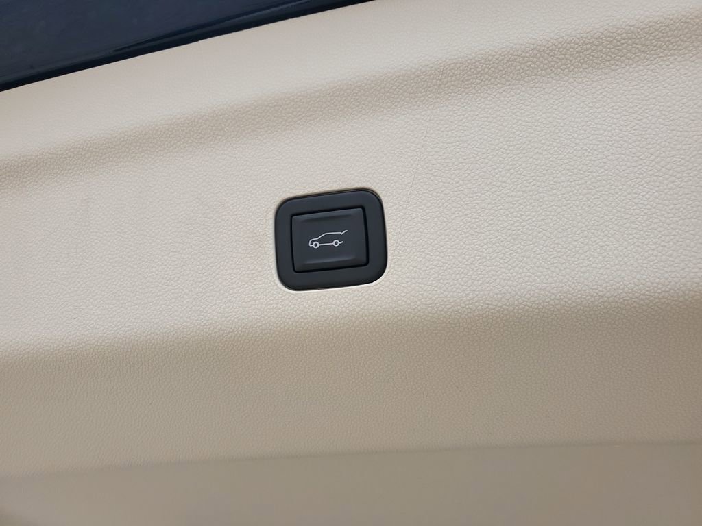 Certified 2024 Cadillac Escalade Sport Platinum image 51