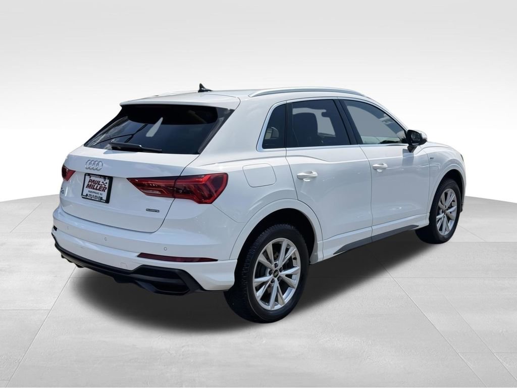 Used 2022 Audi Q3 2.0T Premium AWD/4WD image 8