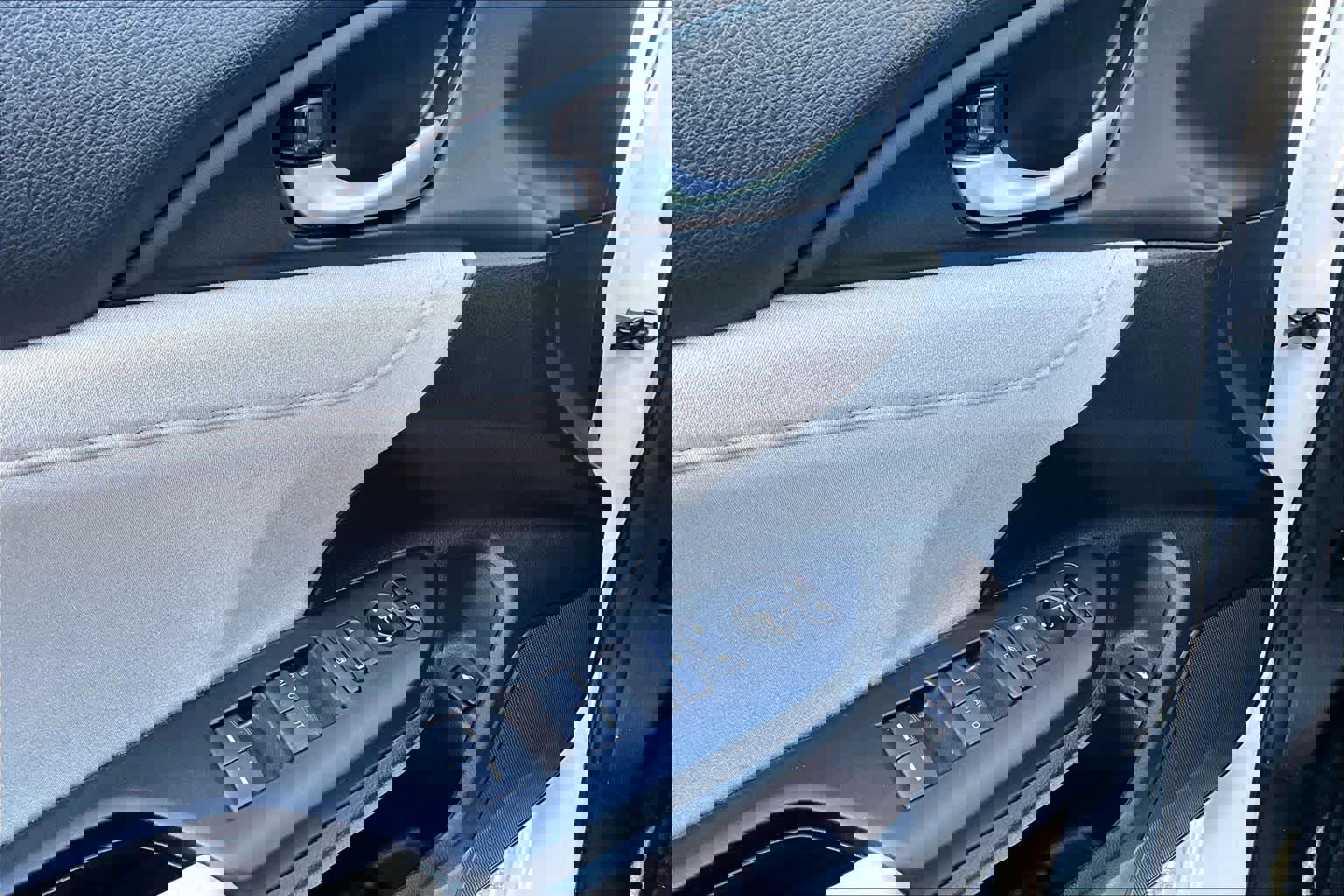 Used 2019 Honda Insight EX image 33