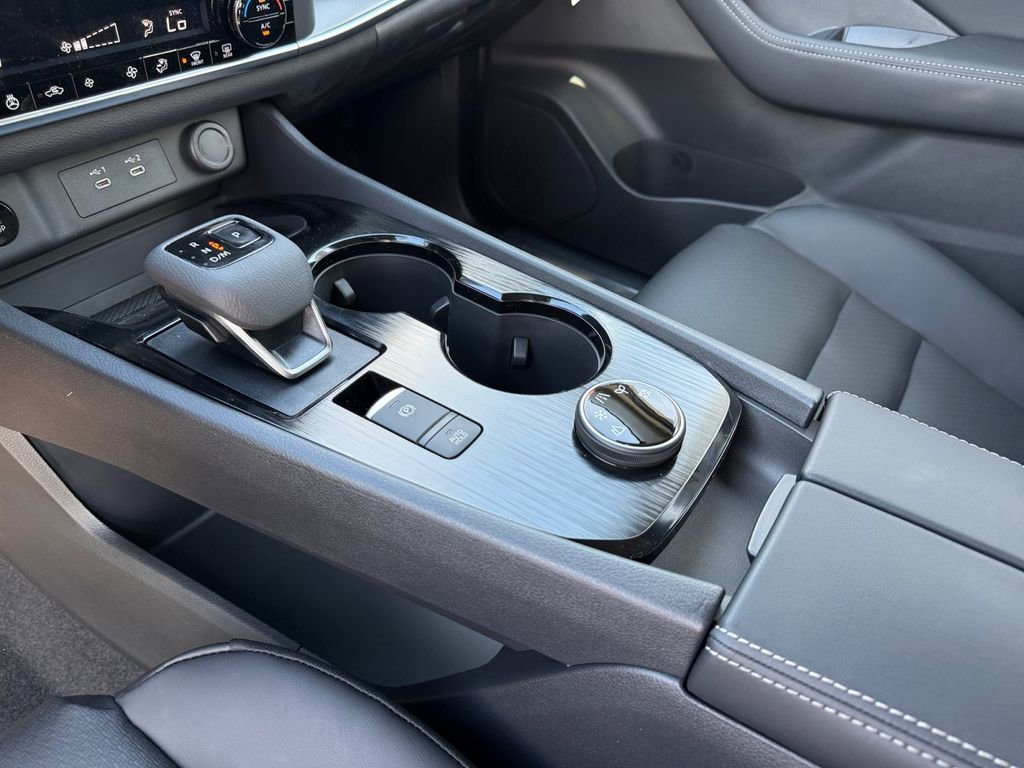 New 2026 Nissan Rogue SV image 19