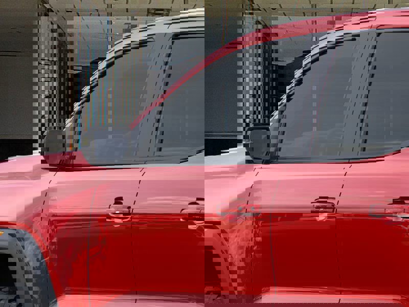 New 2025 GMC Canyon Elevation w/ Convenience Package image 12