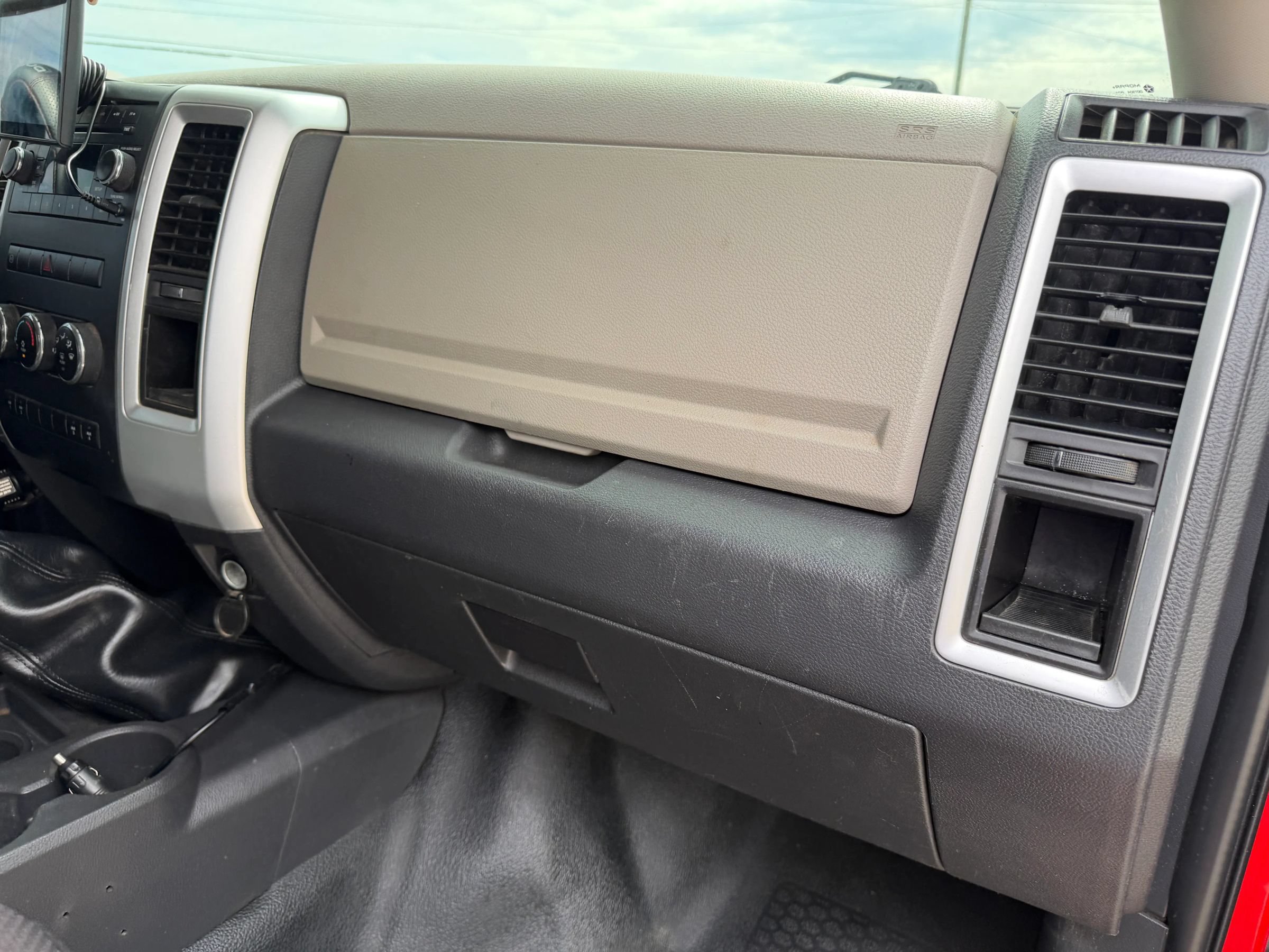 Used 2012 RAM 5500 SLT RWD image 26