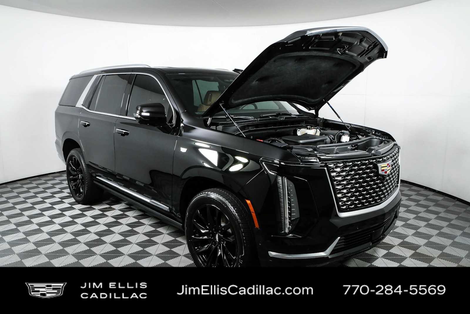 Used 2025 Cadillac Escalade Premium Luxury RWD image 38