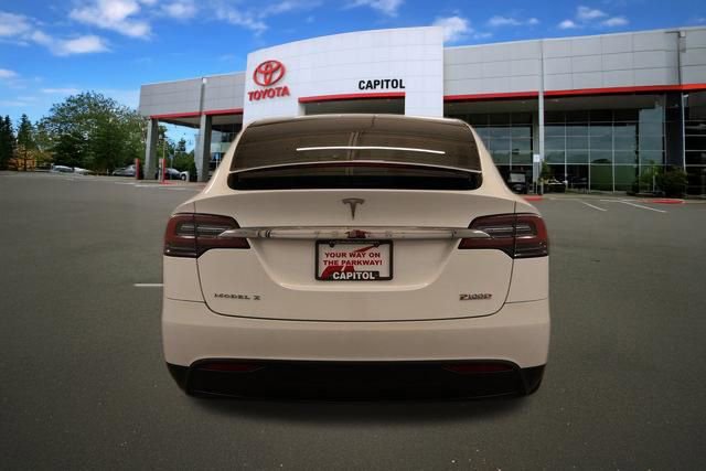 Used 2018 Tesla Model X P100D image 3