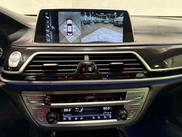 Used 2017 BMW 750i xDrive AWD/4WD image 20