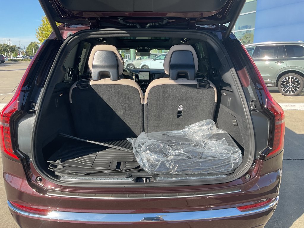 New 2027 Volvo XC90 B6 Plus AWD/4WD image 10