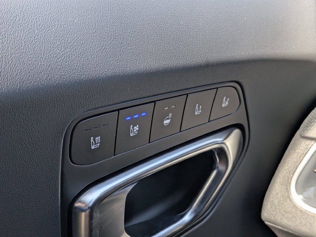 New 2026 Kia K4 GT-Line w/ GT-Line Premium Package FWD image 22