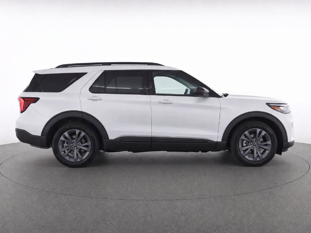 New 2026 Ford Explorer Active w/ Active Comfort Package AWD/4WD image 8