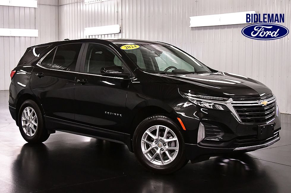 Used 2024 Chevrolet Equinox LT AWD/4WD image 1