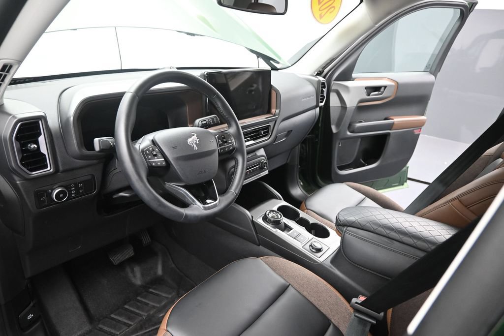 Used 2025 Ford Bronco Sport Outer Banks w/ Outer Banks Tech Package+ AWD/4WD image 17