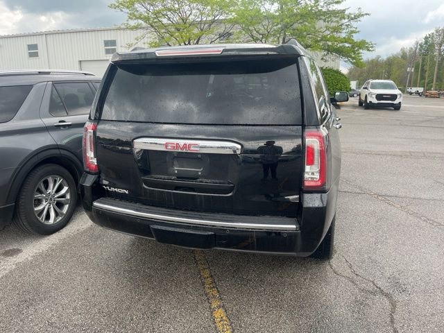 Used 2015 GMC Yukon Denali w/ Touring Package AWD/4WD image 6