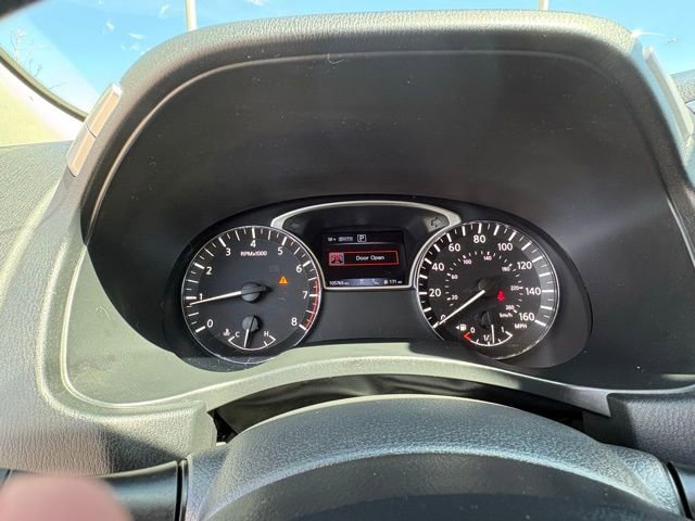 Used 2019 Nissan Pathfinder SL AWD/4WD image 18