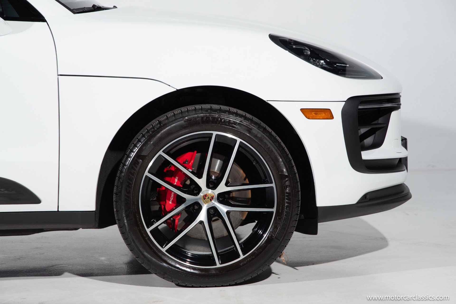 Used 2024 Porsche Macan S AWD/4WD image 13