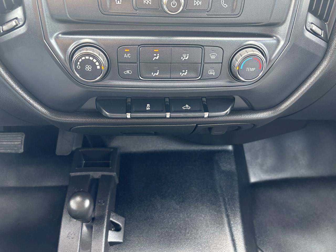 Used 2018 Chevrolet Silverado 3500 W/T w/ WT Convenience Package AWD/4WD image 33