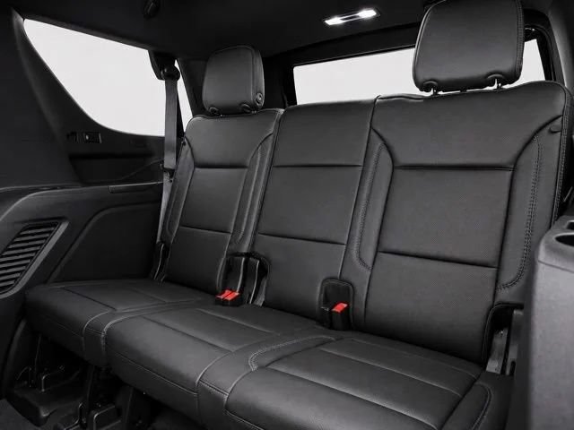 Used 2026 GMC Yukon Denali w/ Sun & Power Step Package AWD/4WD image 15