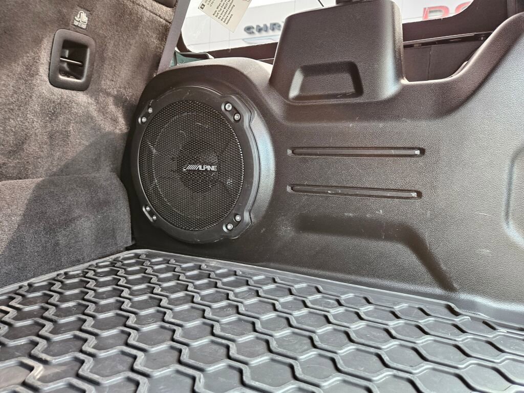 Used 2023 Jeep Wrangler Unlimited Sahara w/ Cold Weather Group image 12