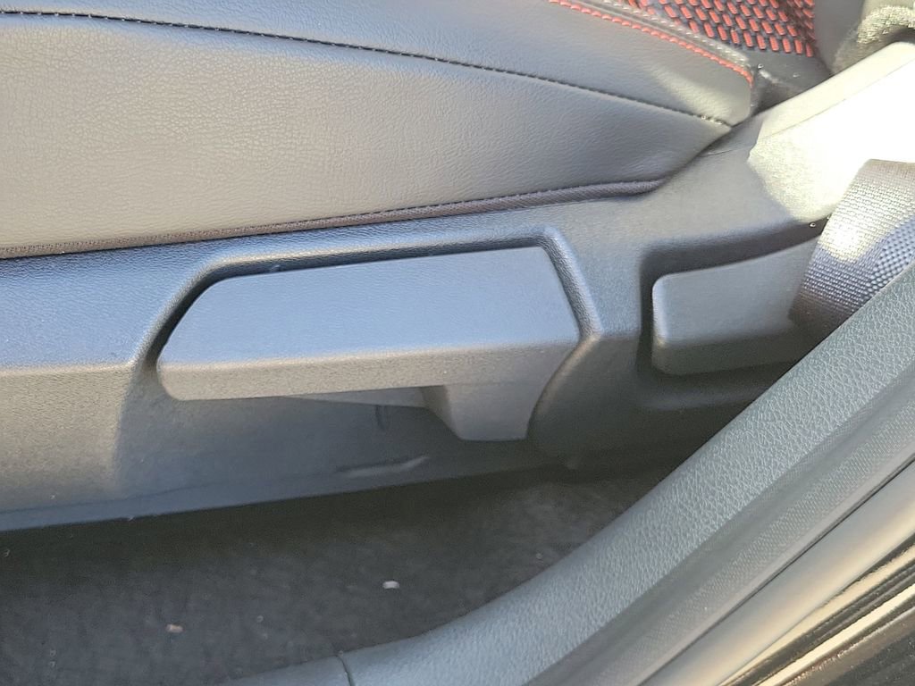 New 2026 Nissan Kicks SR image 31