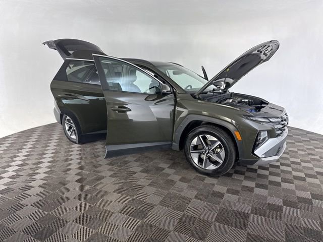 Used 2025 Hyundai Tucson SEL FWD image 14