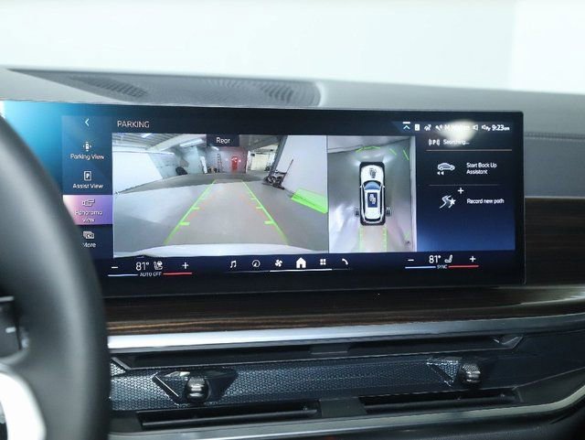 Certified 2025 BMW X5 xDrive40i w/ M Sport Package AWD/4WD image 29